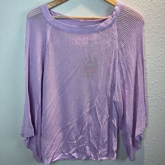 NWT Cyrus Women’s Top Size Large - Picture 1 of 6